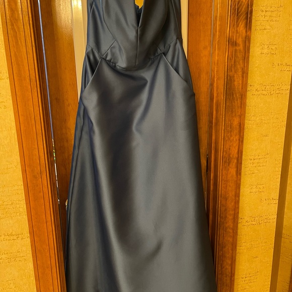 Alfred Sung brand bridesmaid dress - Picture 2 of 4